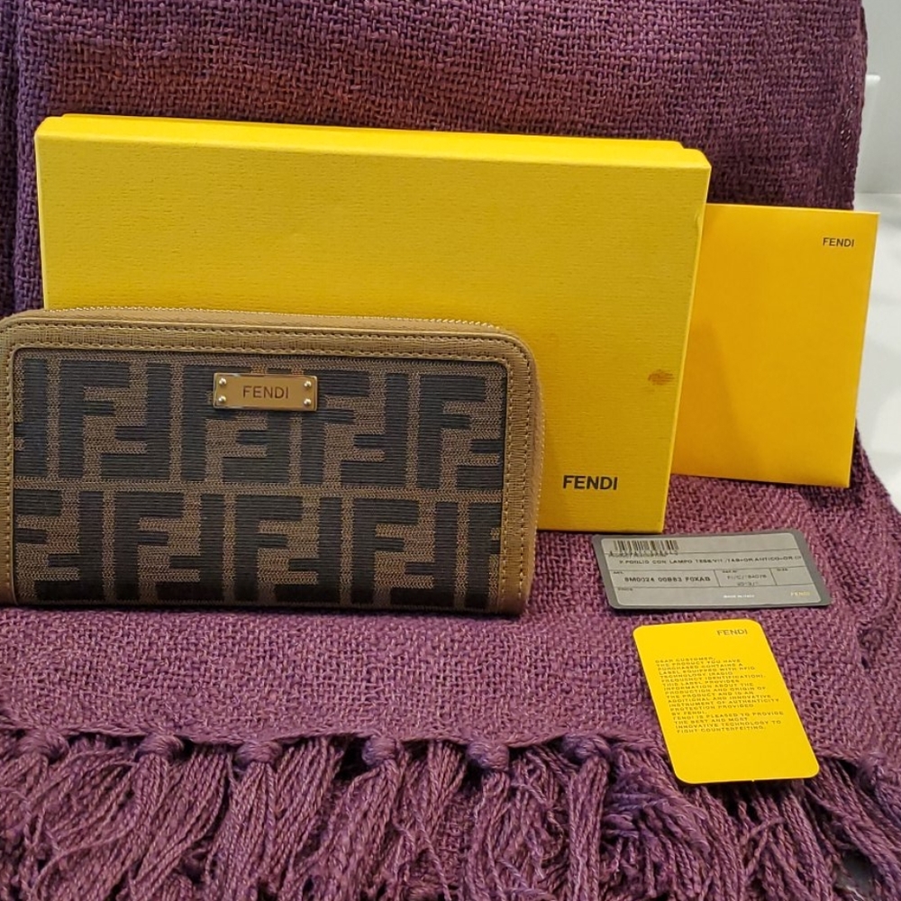 Fendi wallet